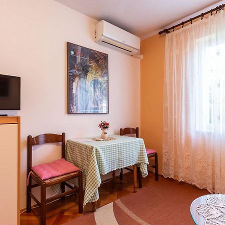 Irena Apartment Пореч Екстериор снимка